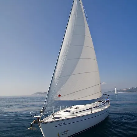 Bavaria 49- Sutvid Botel